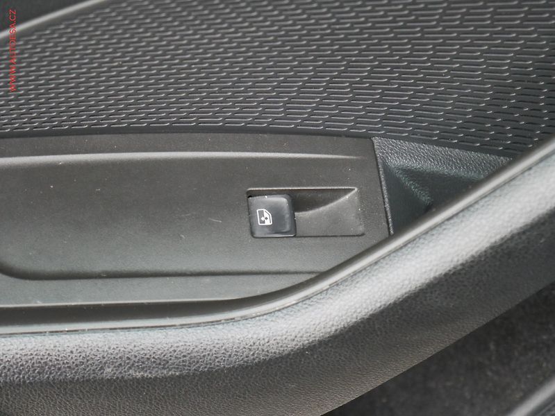 Škoda Octavia (2020) 1.5 TSi, Style, LED, navi - fotka 12 z 19