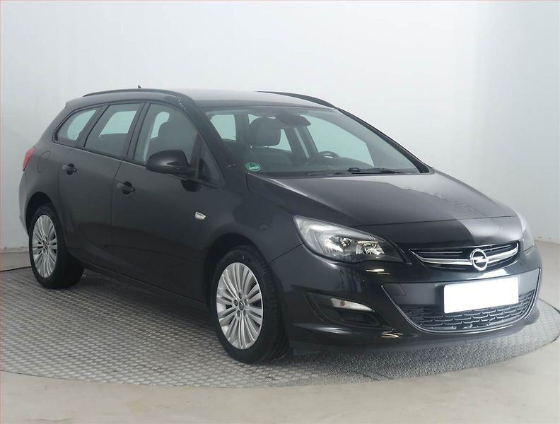 Opel Astra (2016) 1.4 T, Tempomat, Park. senzory - fotografie inzerátu