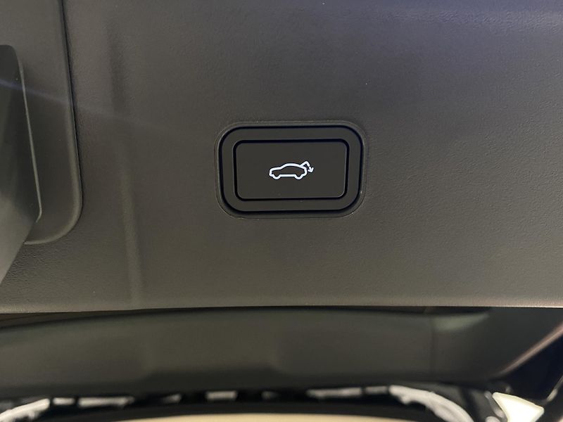 Lynk & Co 08 (2025) MORE PHEV - fotka 28 z 38