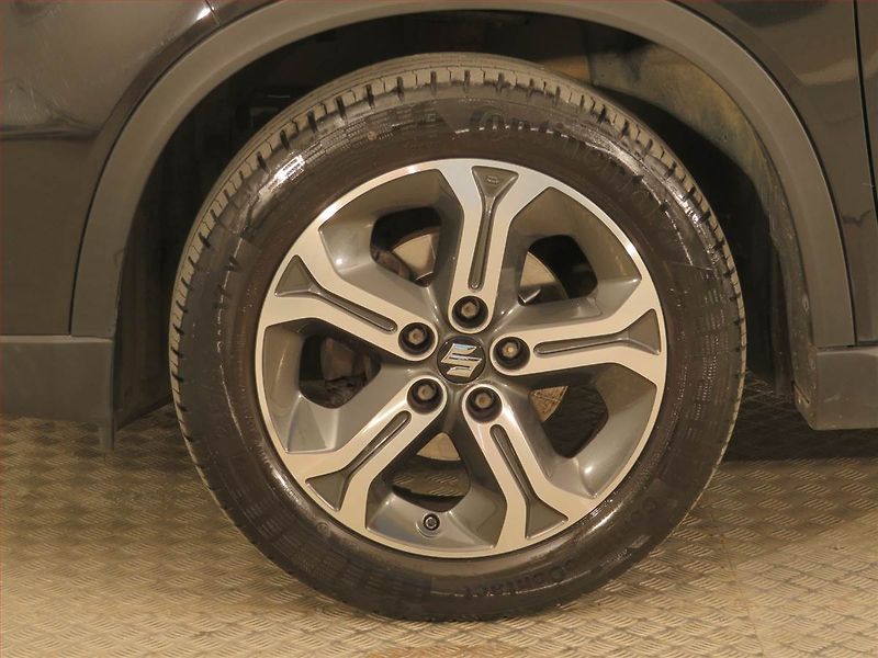 Suzuki Vitara (2018) Elegance 1.6 VVT, Automat - fotka 15 z 18