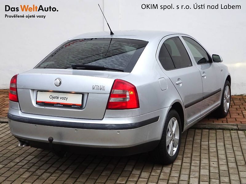 Škoda Octavia (2008) 2,0 TDi/103kW Laurin & Klement - fotka 2 z 26