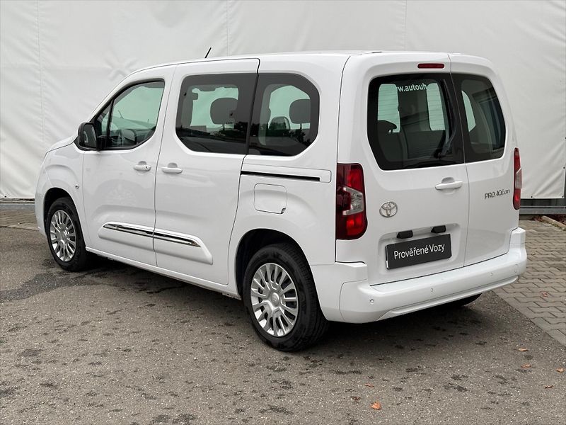 Toyota ProAce City Verso 1,5 Business - fotka 5 z 19