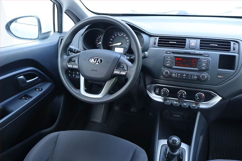 Kia Rio (2013) 1.25 CVVT, Serv.kniha - fotka 7 z 18