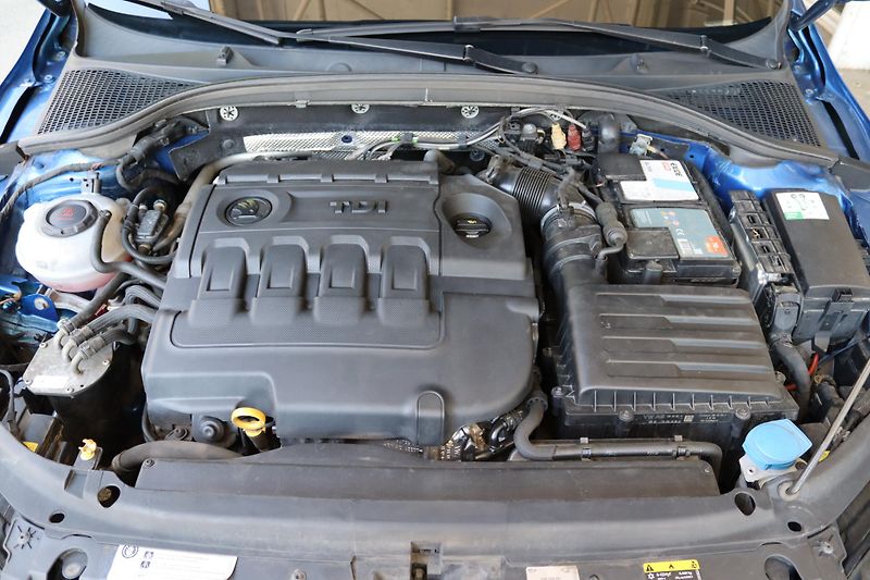 Škoda Octavia 2.0TDI DSG 110kW ČR DPH - fotka 49 z 50