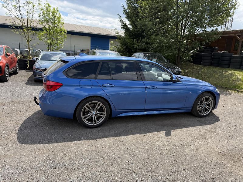 BMW Řada 3 335 D x-drive M-packet - fotka 7 z 23