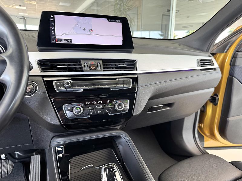 BMW X2 18d xDrive*M-SPORT* - fotka 20 z 40