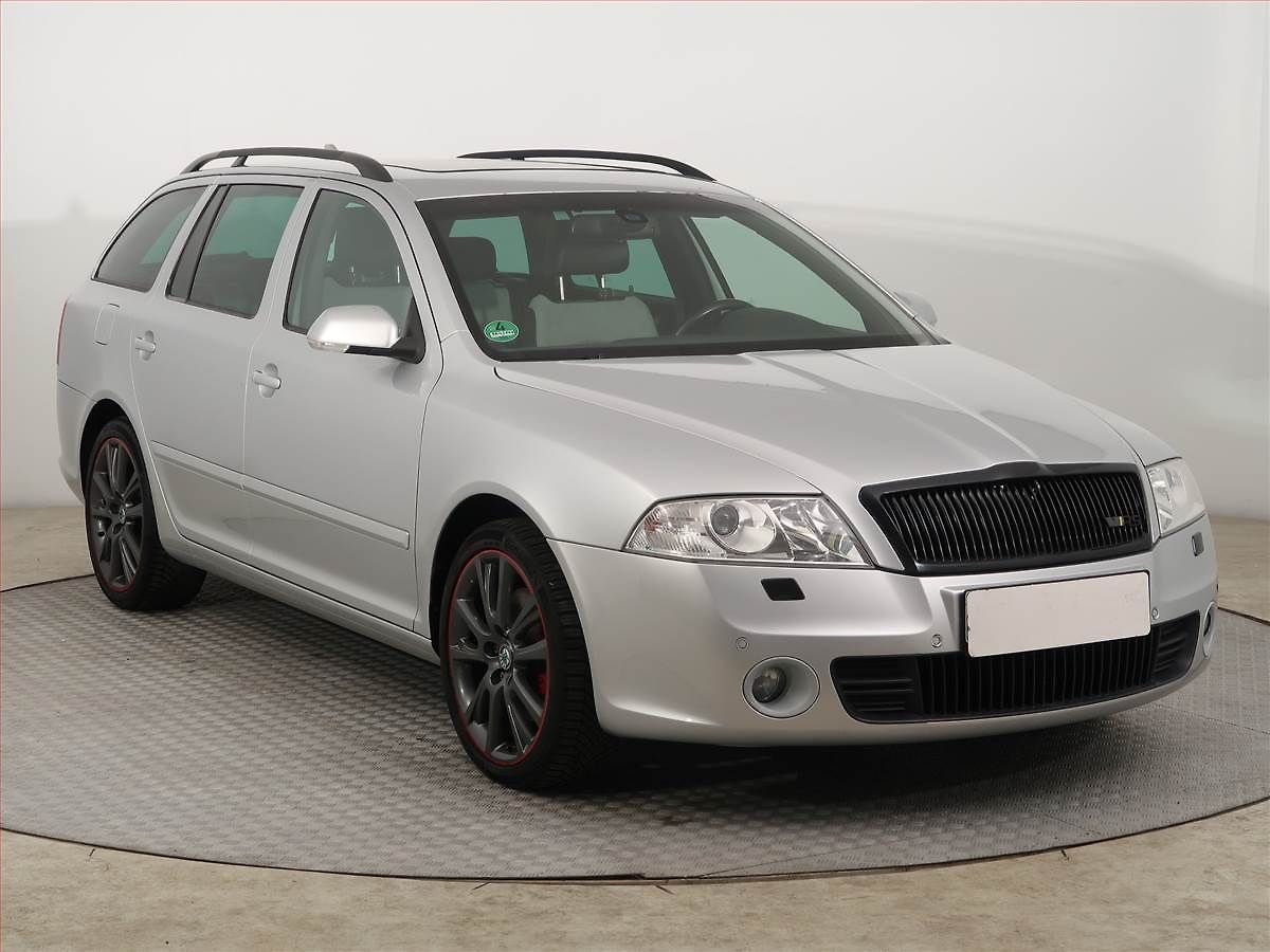 Škoda Octavia RS 2.0 TDI, Serv.kniha, Xenony