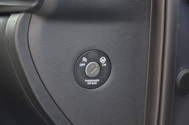 Hyundai i20 (2024) 1.2i 62kW / ČR / 8.000km - fotka 34 z 37