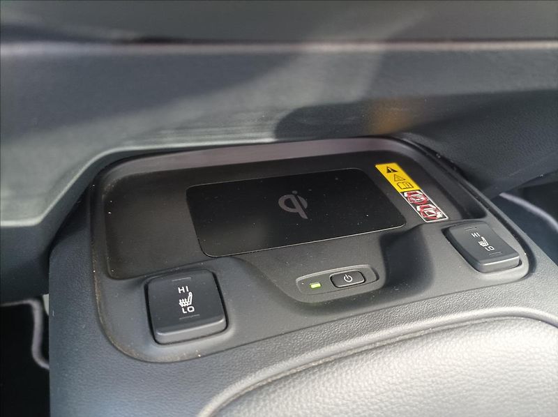 Toyota Corolla 2,0 Comfort Tech - fotka 18 z 20