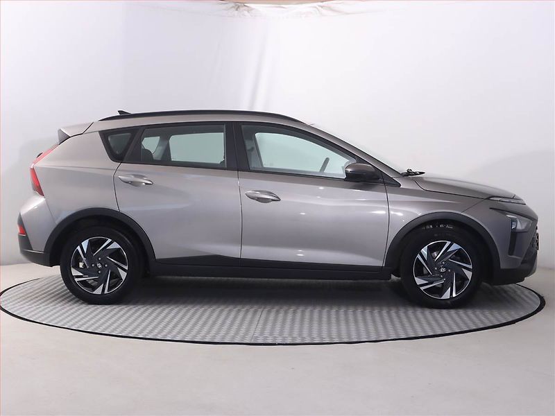 Hyundai Bayon (2021) 1.0 T-GDI, Serv.kniha - fotka 6 z 21