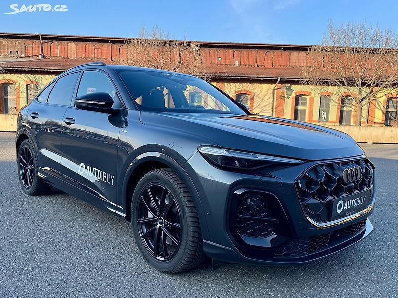 Audi Q5 2.0 TDI SPORTBACK 4x4 S-LINE - fotka 5 z 45