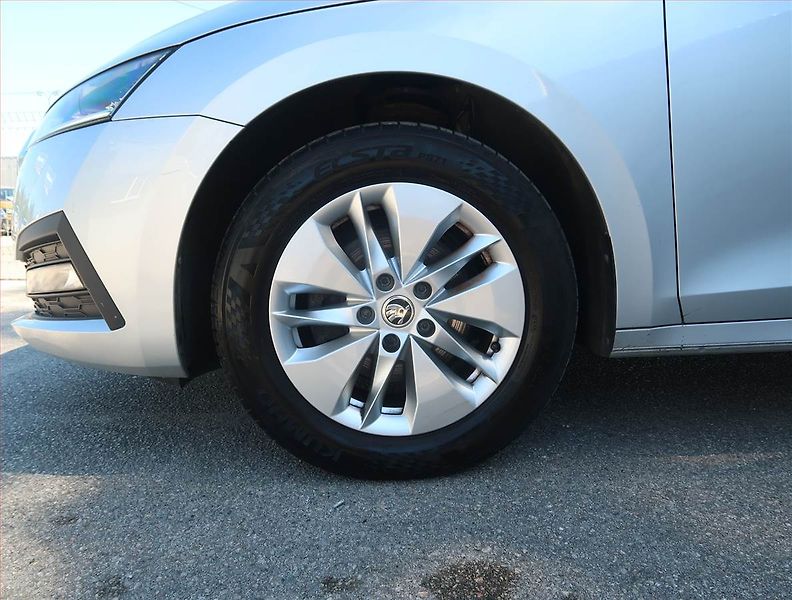 Škoda Octavia (2022) Ambition 2.0 TDI, Serv.kniha - fotka 14 z 18