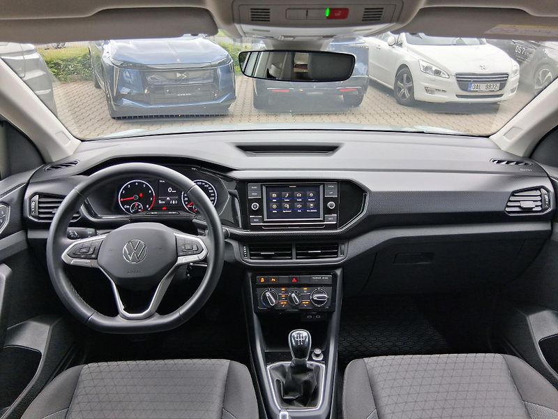 Volkswagen T-Cross LIFE 1.0 TSI 70 kW - fotka 2 z 23