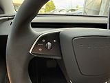 Tesla Model 3 Standart Range Premium - náhled 30