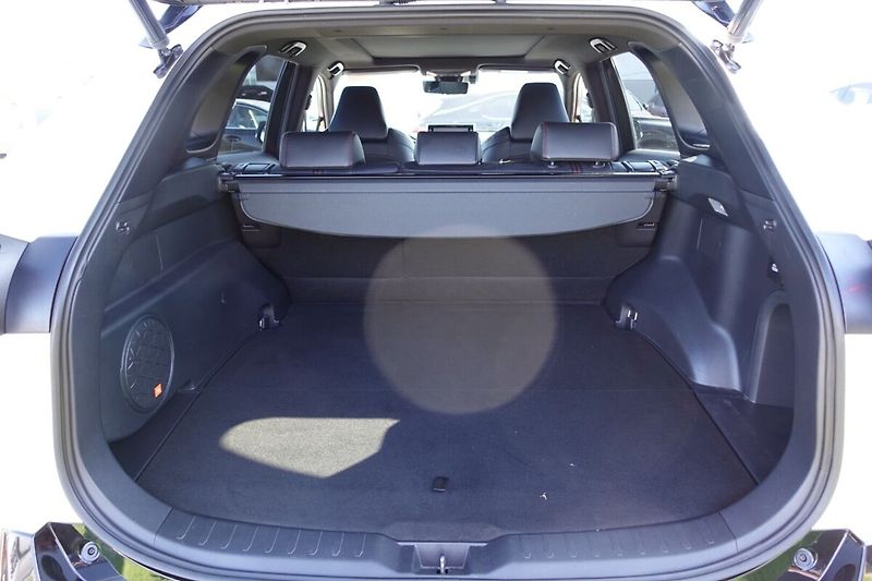 Toyota RAV4 2,5 PHEV Plug-in Selection VIP - fotka 17 z 38
