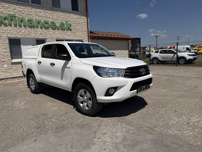 Toyota Hilux (2020) - fotka 3 z 9