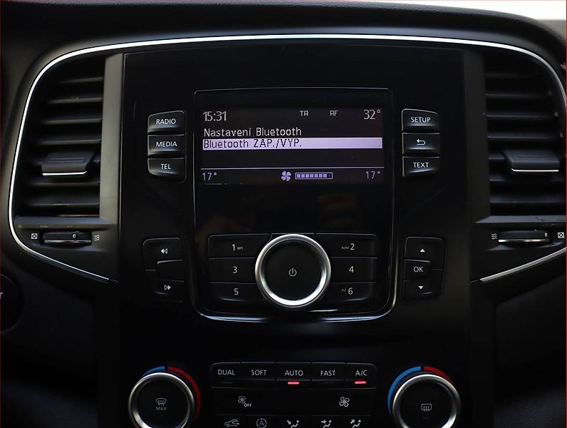 Renault Mégane (2018) Zen 1.6 SCe, Tempomat - fotka 15 z 16