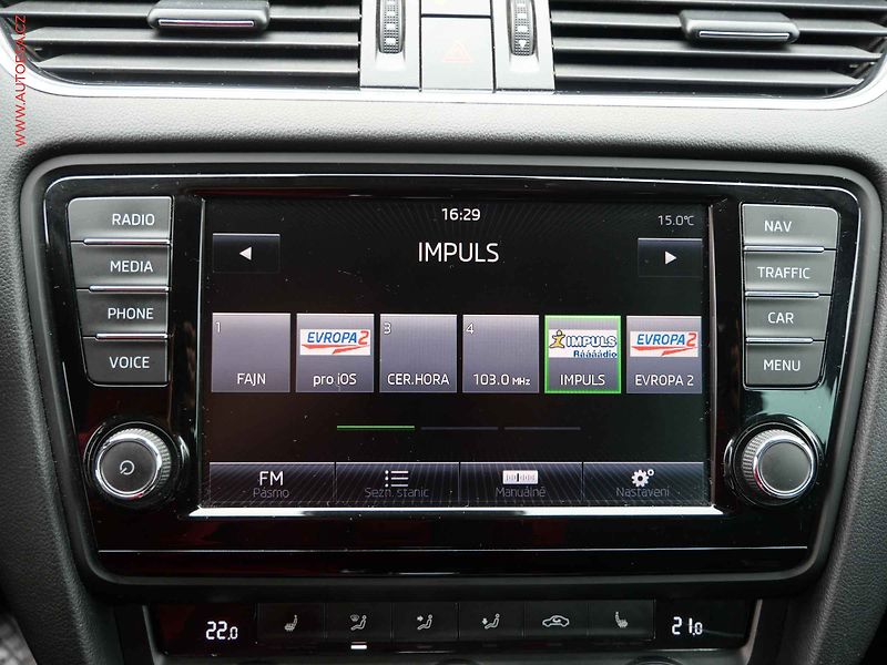 Škoda Octavia (2013) 2.0TDi, ČR, Ele, DSG, bixen - fotka 17 z 22
