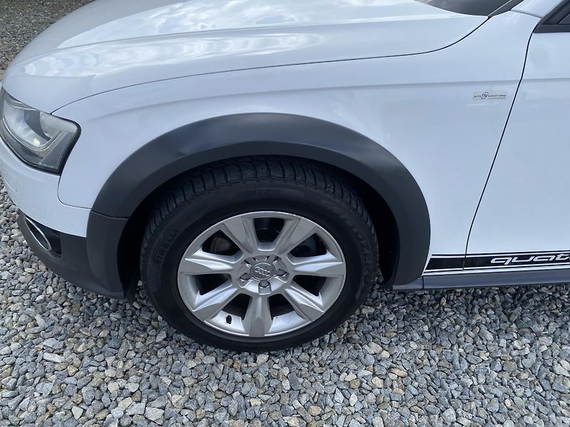 Audi A4 Allroad 2.0TDi 190PS 4x4 AUT SERVIS 1A - fotka 17 z 151