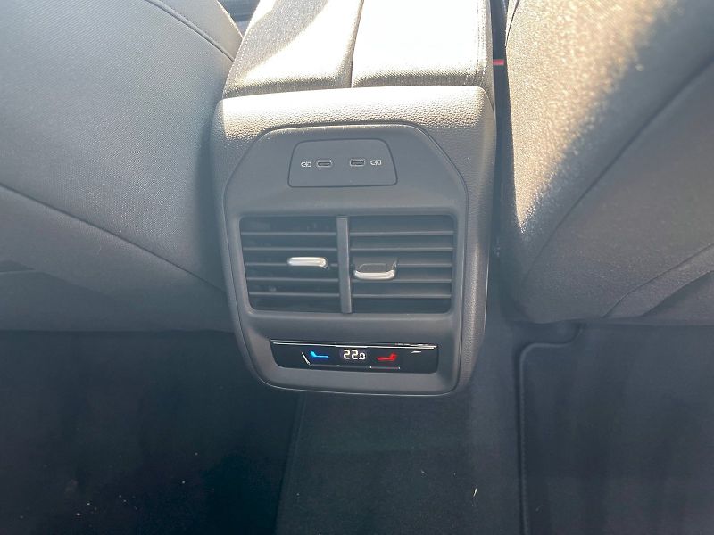 Škoda Superb (2025) COMBI SELECTION 2.0 TDI 110 kW - fotka 23 z 35