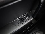 Volkswagen Touareg (2011) 3.0 TDI, 4X4, Automat - náhled 17