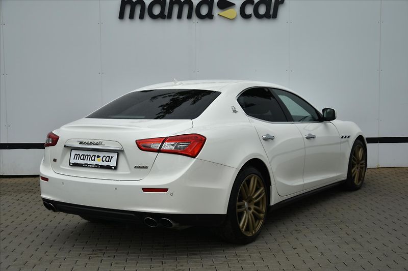 Maserati Ghibli 3.0 S Q4 302kW - fotka 7 z 29