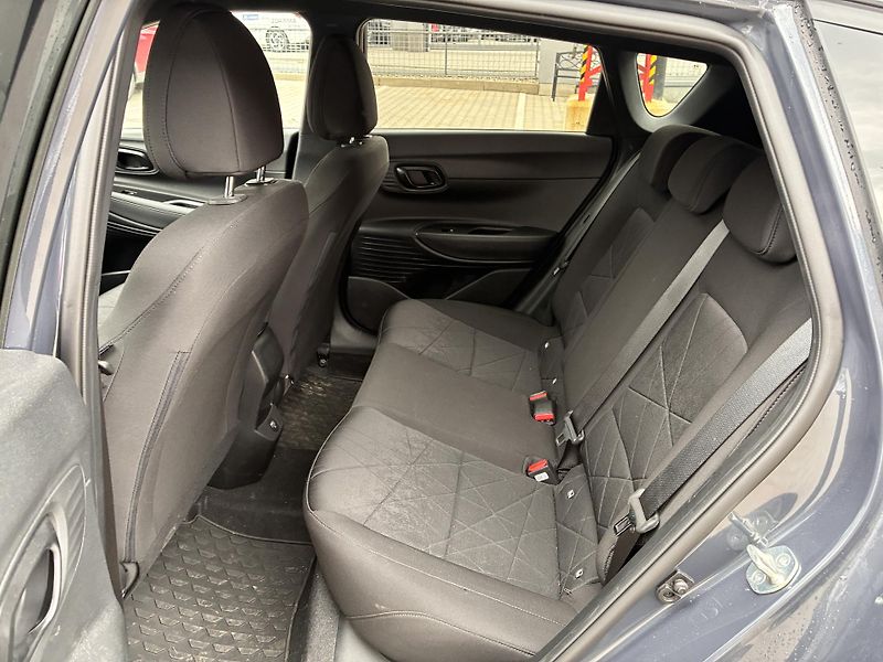 Hyundai Bayon 1.2i 62kW PLAY ČR DPH ZÁRUKA   - fotka 14 z 29