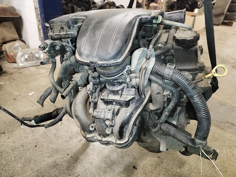Toyota Aygo motor 1.0 50Kw 1KR - fotka 3 z 3