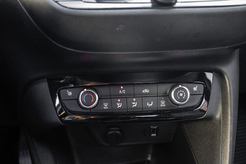 Opel Corsa - fotka 16 z 20