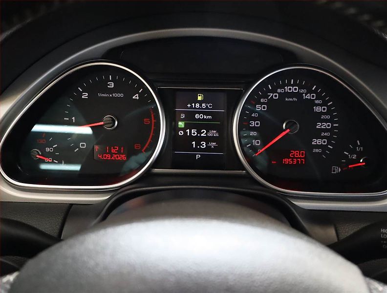 Audi Q7 (2010) S-Line 3.0 TDI, 4X4, Automat - fotka 11 z 26