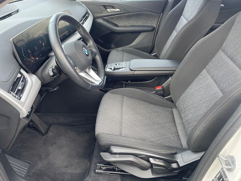 BMW Řada 2 220i Active Tourer Adapt. LED - fotka 8 z 15