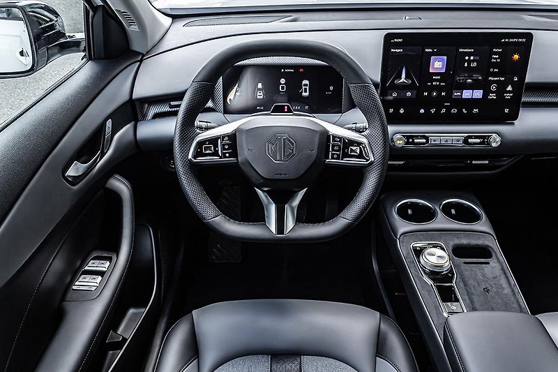 MG MGS5 EV (2026) LR 64 kWh  Exclusive - fotka 16 z 22