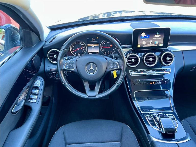 Mercedes-Benz Třídy C C 180 d - fotka 21 z 46