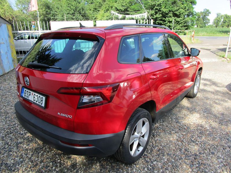 Škoda Karoq 1,6TDI-85KW-DSG-NOVÁ STK - fotka 7 z 30