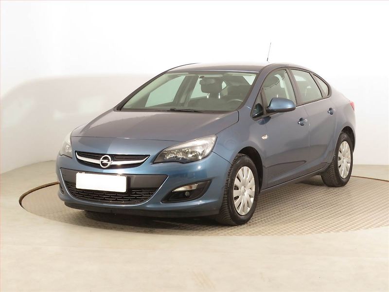 Opel Astra (2017) 1.6 CDTI, Serv.kniha, Tempomat - fotka 2 z 14