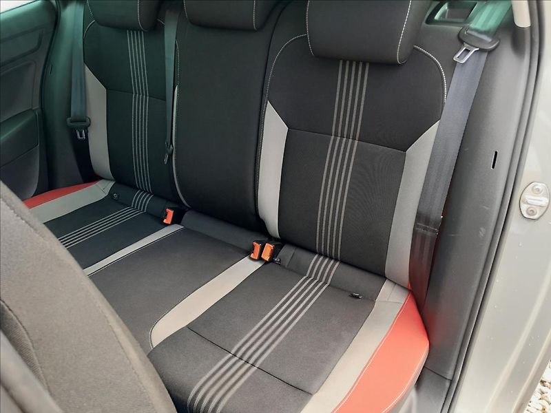 Škoda Rapid 1.2 TSi 81kW MONTE CARLO - fotka 23 z 53