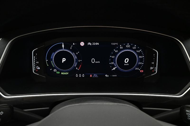 Volkswagen Tiguan 1,4 TSI eHybrid 110kW DSG Záru - fotka 16 z 33