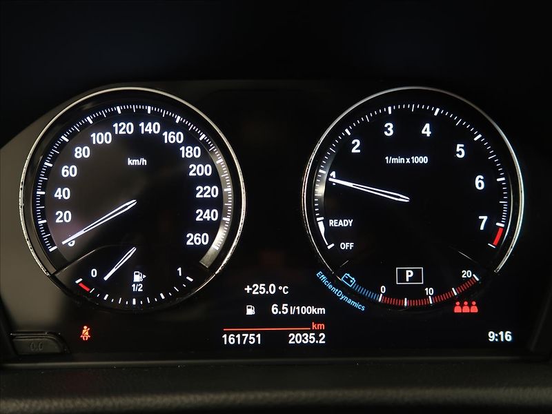 BMW Řada 2 1,5 218i serv. historie, - fotka 25 z 35