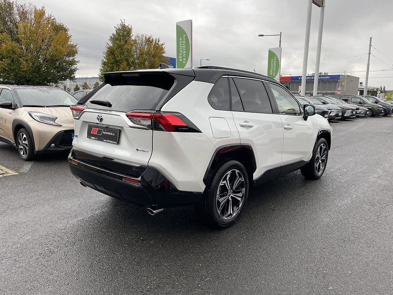 Toyota RAV4 2.5 Plug-in Hybrid Selection - fotka 3 z 28
