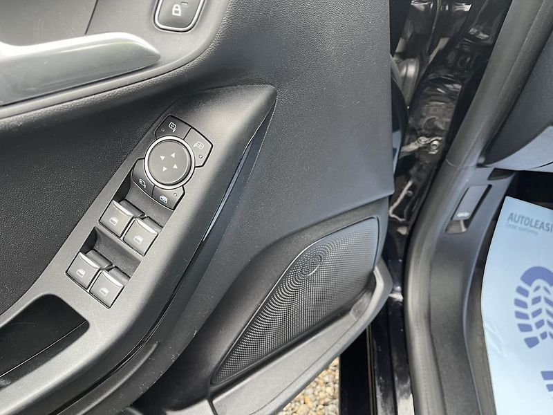 Ford Fiesta 1.5 TDCi Trend r. 2020-DPH-ČR! - fotka 23 z 34