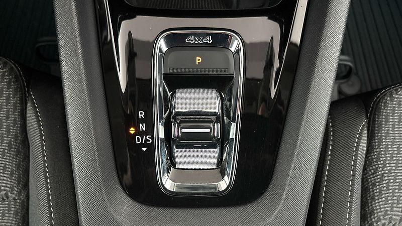 Škoda Octavia 2.0 TDI DSG 4x4 Style - fotka 22 z 25