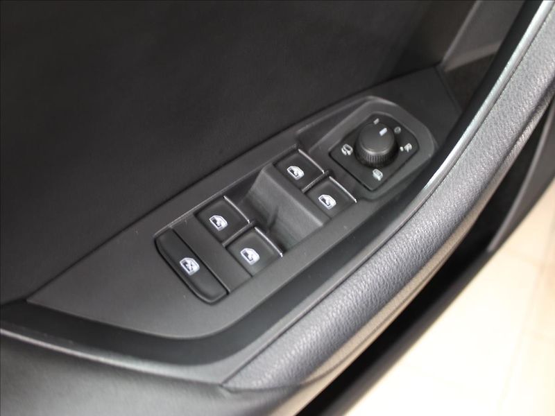 Škoda Kodiaq 2,0 TDI 140kW 4x4 Style 1.maji - fotka 14 z 34