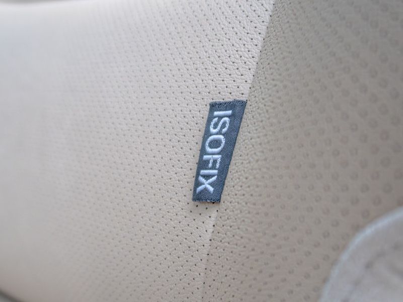 Hyundai H 1 (2015) ČR 2.5D 125KW mat – 8 SEDADEL - fotka 39 z 48