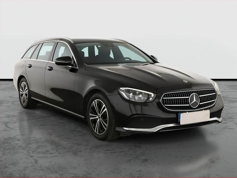 Mercedes-Benz Třídy E (2022) E 200 d - fotografie inzerátu
