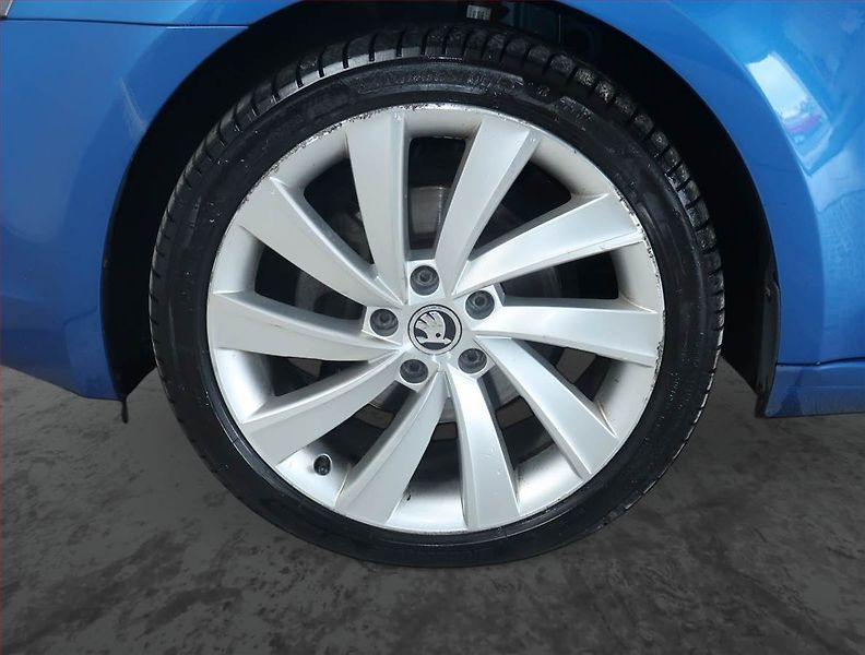 Škoda Octavia (2015) Laurin&Klement 2.0 TDI - fotka 14 z 19