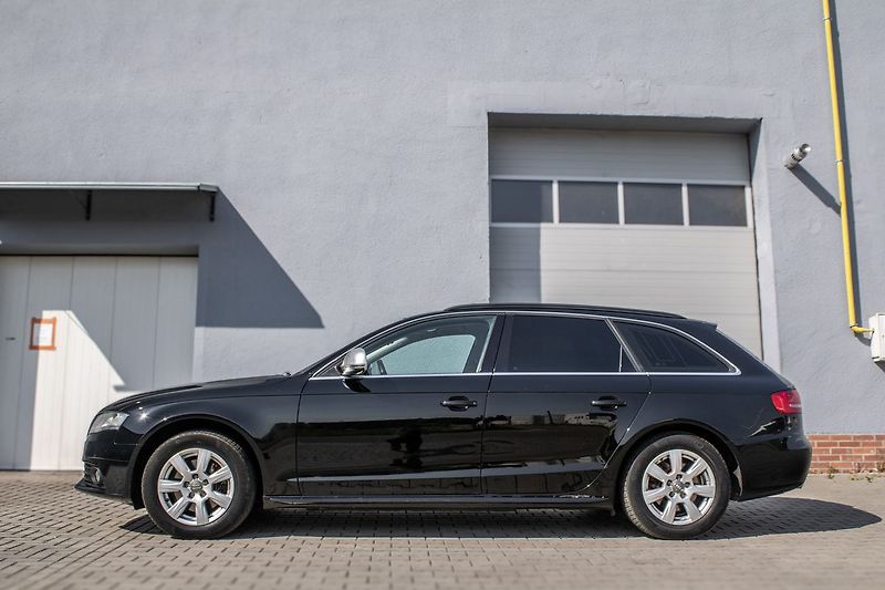 Audi A4 2009 105kW - fotka 8 z 20