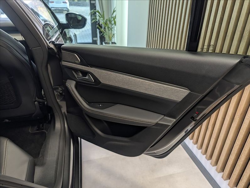 Peugeot 508 2.0 GT - fotka 27 z 31