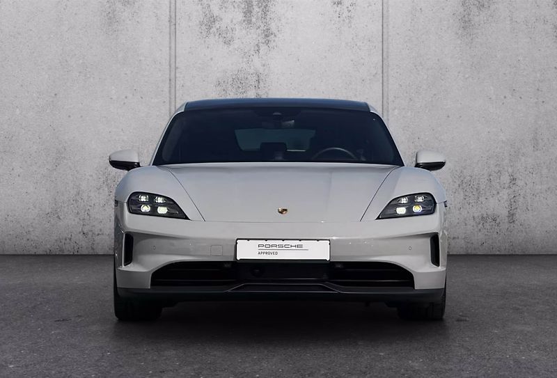 Porsche Taycan Sport Turismo BOSE Pano Matrix - fotka 2 z 20