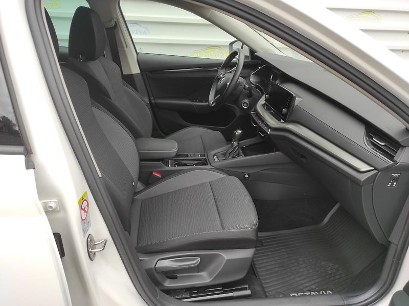 Škoda Octavia 2,0TDi 85kW, Ambition Plus, ČR - fotka 19 z 29