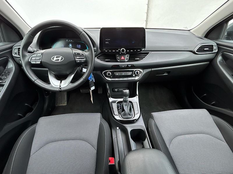 Hyundai i30 Smart DCT - fotka 5 z 25